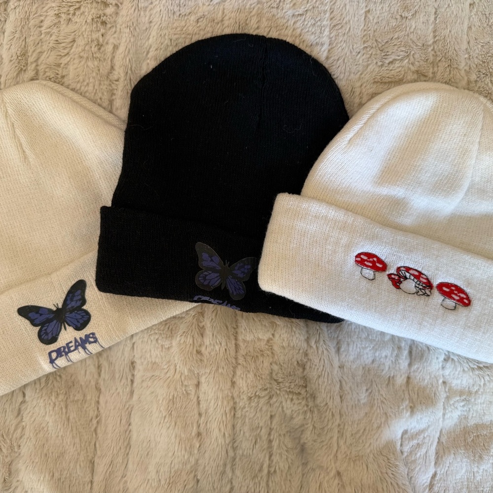Beanie Set - Black and White